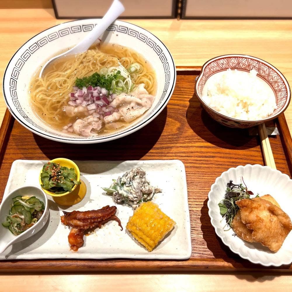 大月