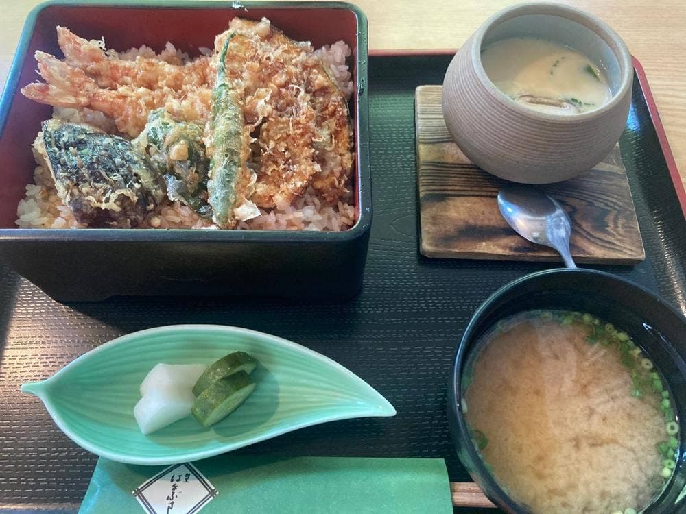 割烹はなぶさ