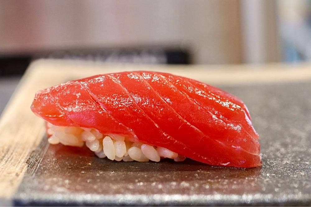 立喰い寿司 魚椿 柳橋市場店