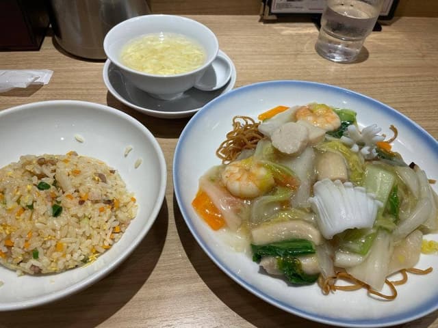 551蓬莱 梅田阪神バル横丁店 - サブ画像1