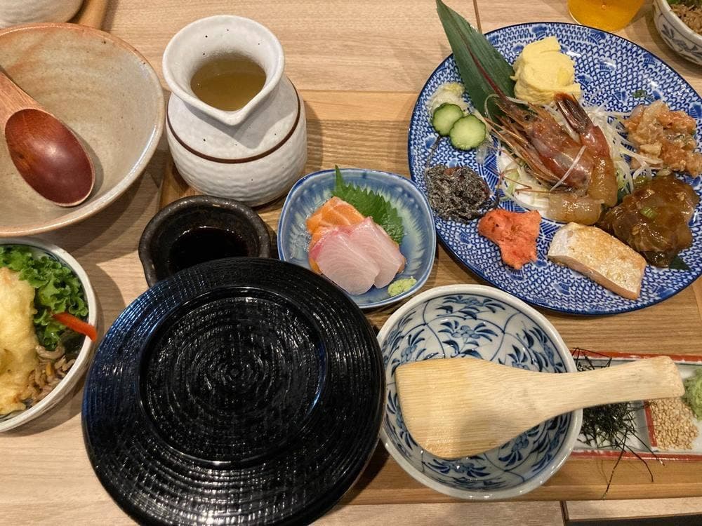 魚貝・日本酒 とよ新 梅田店
