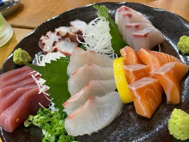 餃子酒場 トラハチ - サブ画像2