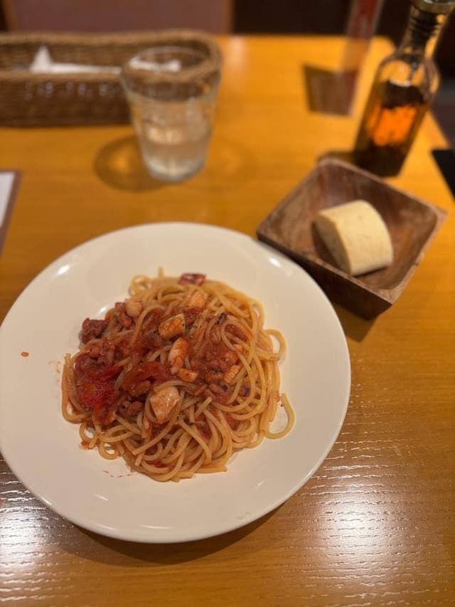 生パスタとサルシッチャのワインバル 大手町厨房 - サブ画像2