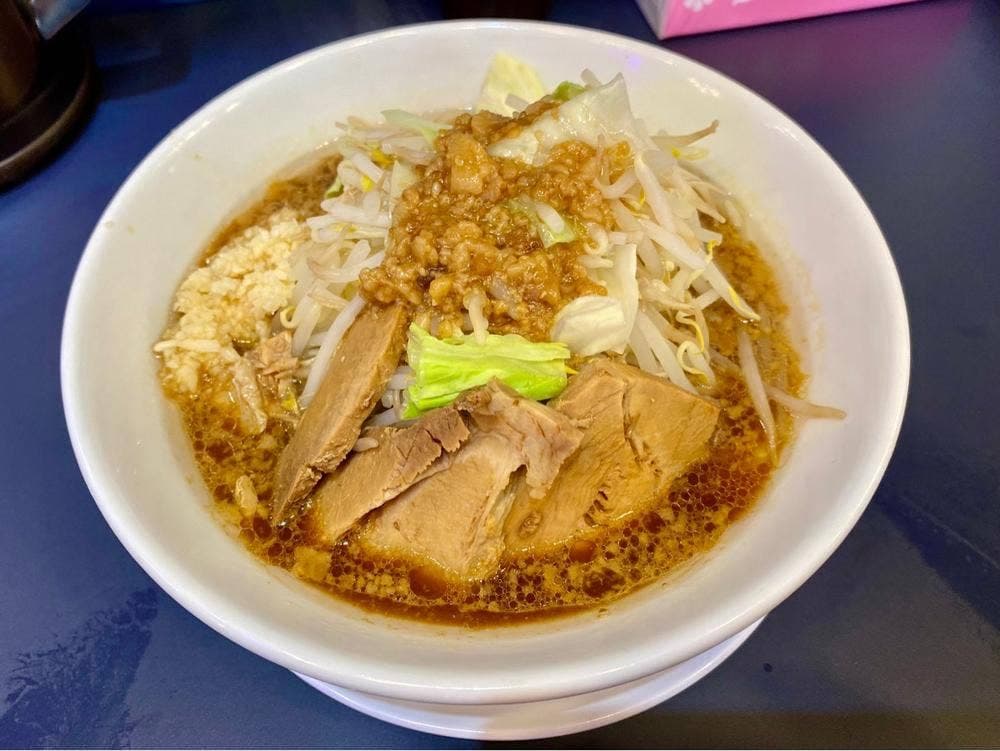 ラーメン豚に恋してる 歌舞伎町店