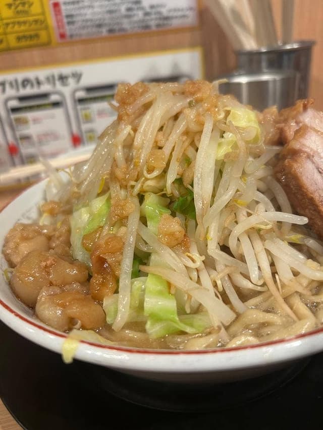 ラーメン豚山 十三東口店 - サブ画像2