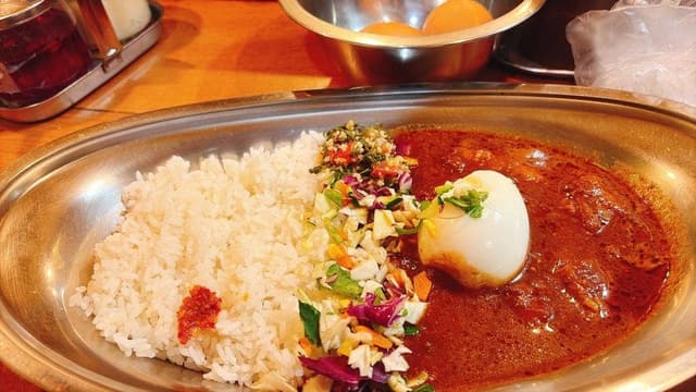 ポークビンダルー食べる副大統領 - サブ画像1