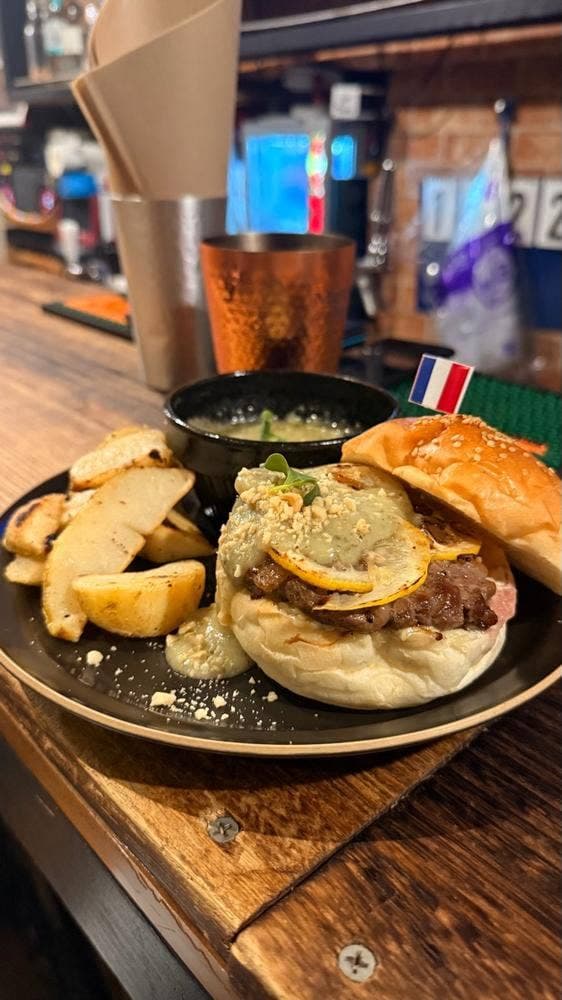 World Burger 池袋東口店 - サブ画像3