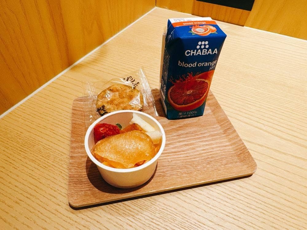 SHARE LOUNGE 銀座 蔦屋書店