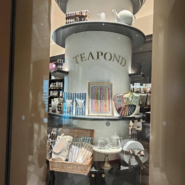 紅茶専門店 TEAPOND 麻布台ヒルズ店 - サブ画像1