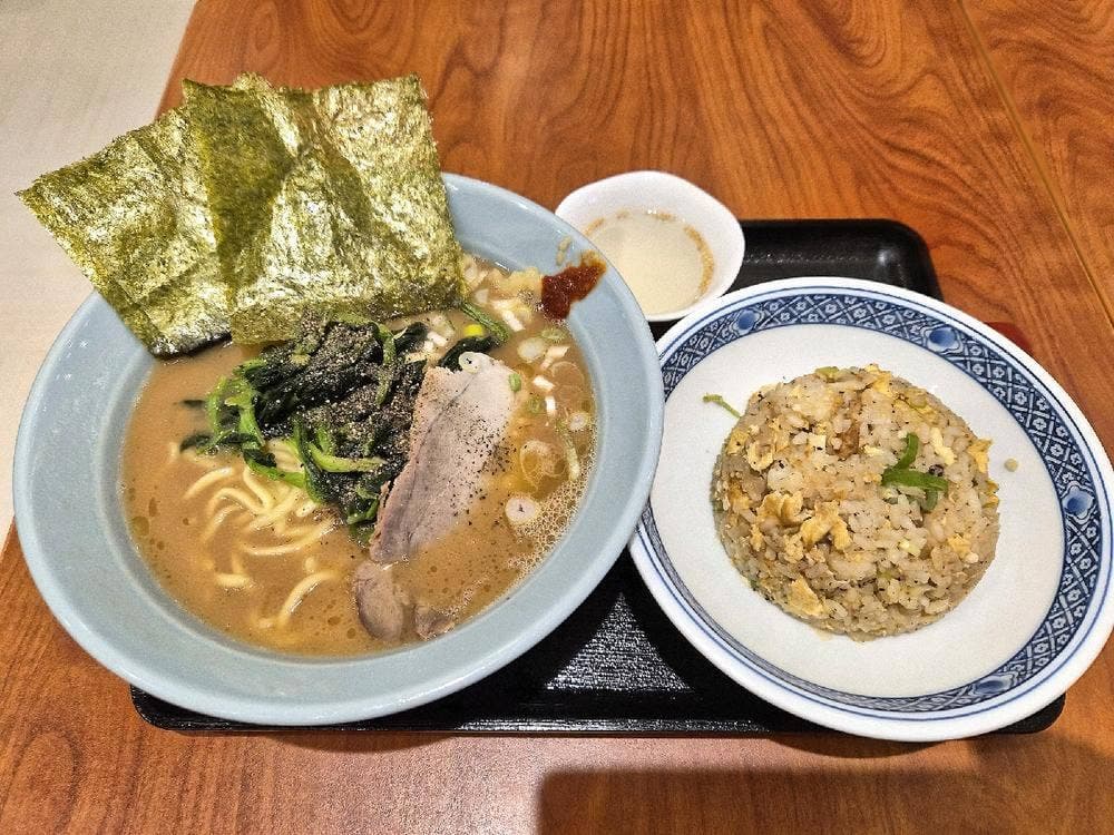 正統派横浜家系らーめん 金澤家