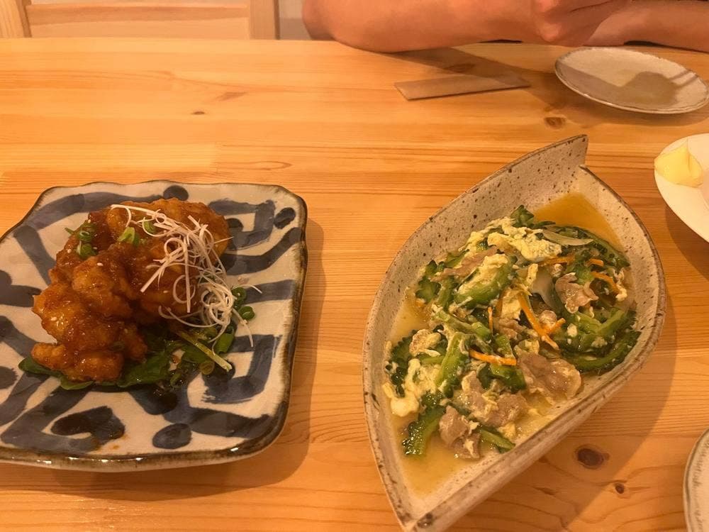 島とごはんとお酒 Utataya
