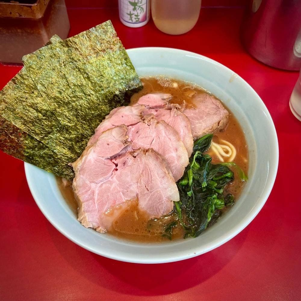 横浜らーめん 武蔵家 三鷹店