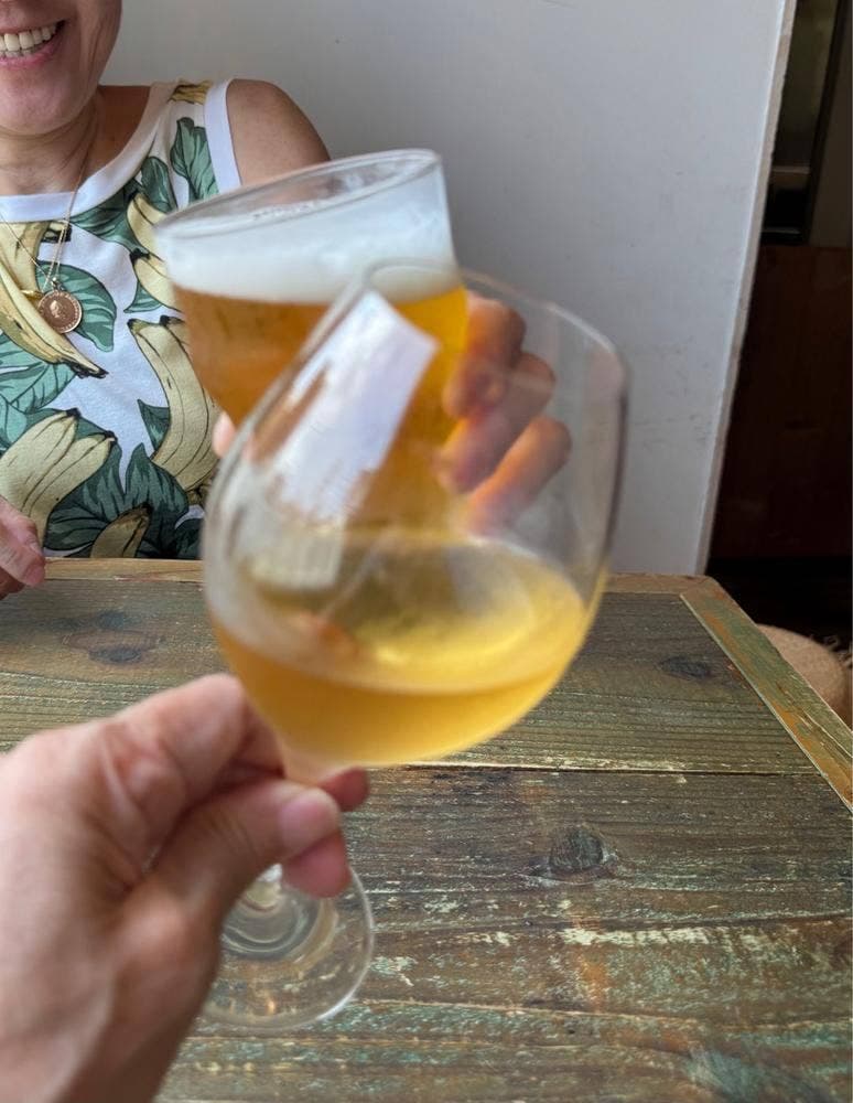 delica & liquor conne