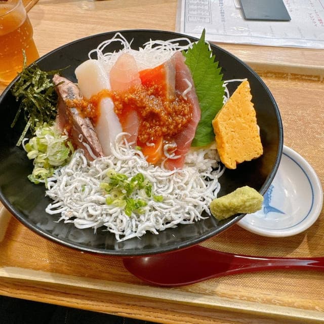 築地食堂 源ちゃん 横浜スカイビル店 - サブ画像1