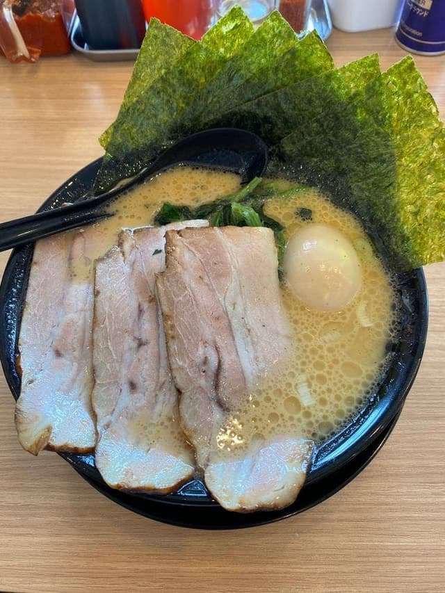 横浜家系ラーメン 龍馬家 日向店 - サブ画像1