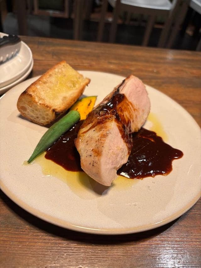 W AOYAMA The Cellar & Grill - サブ画像1