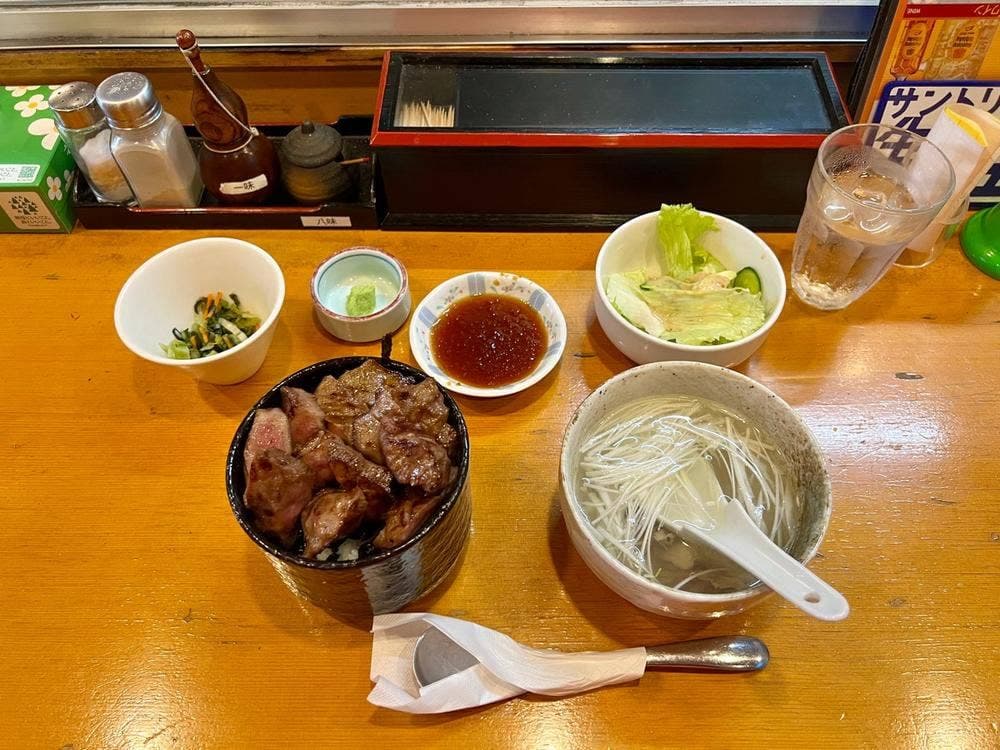 牛たん炭火焼 仁 盛岡分店