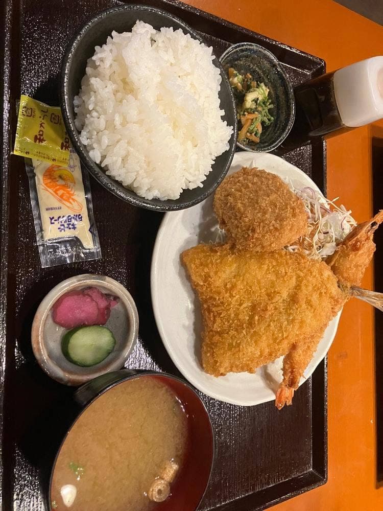 あをよこ ひなの家