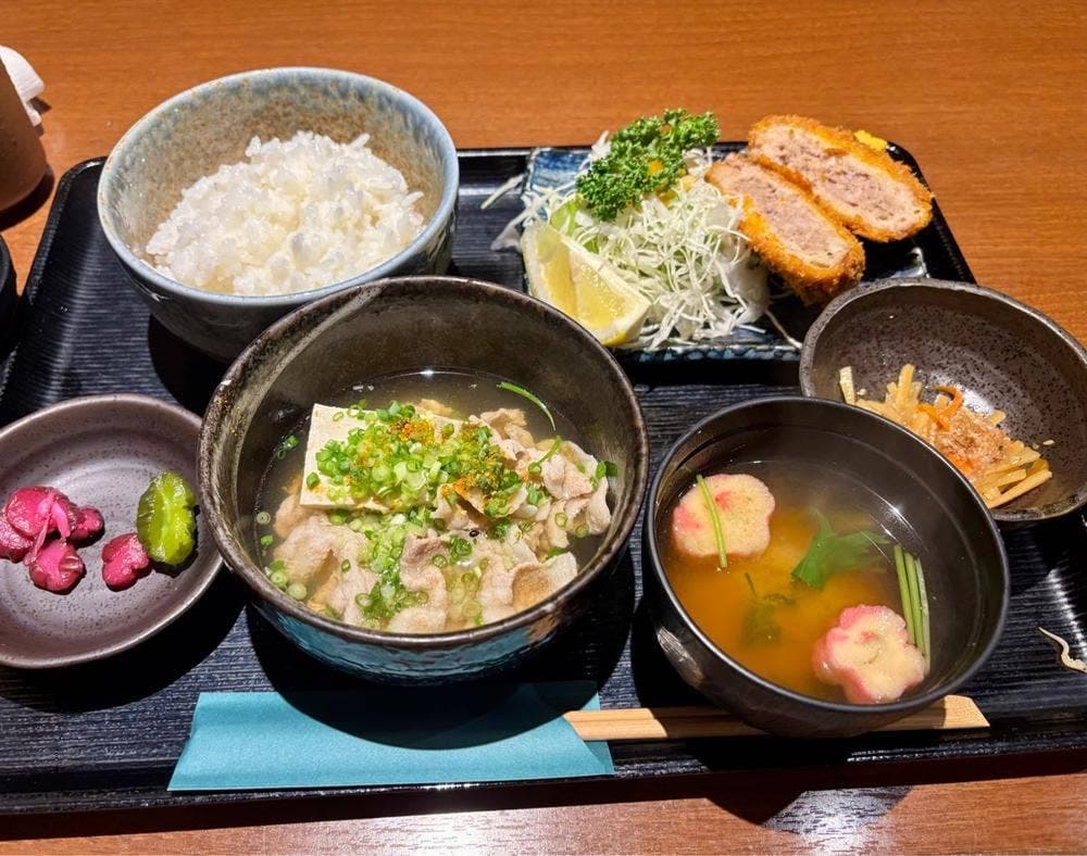 和ダイニング 二階