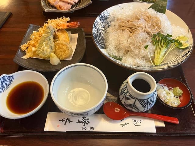 峰本 八幡宮前本店 - サブ画像3