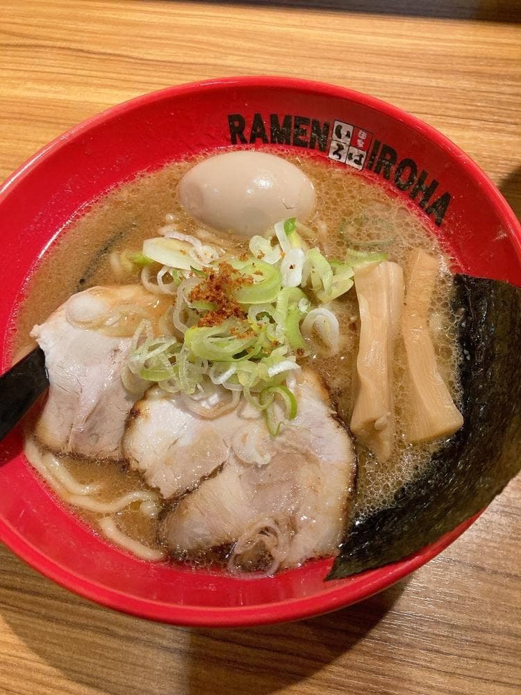 麺家いろは CiC店