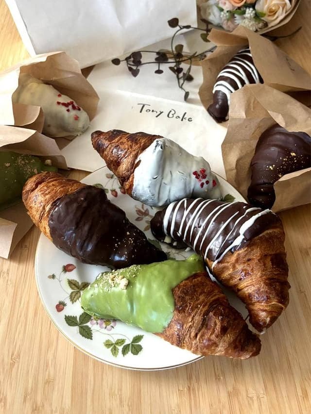 100日だけのチョコクロワッサン by Tony Bake in 神戸店 - サブ画像2