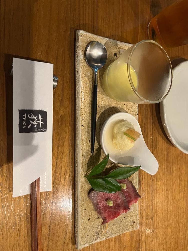 ワインと炭火串焼 銀座 荻