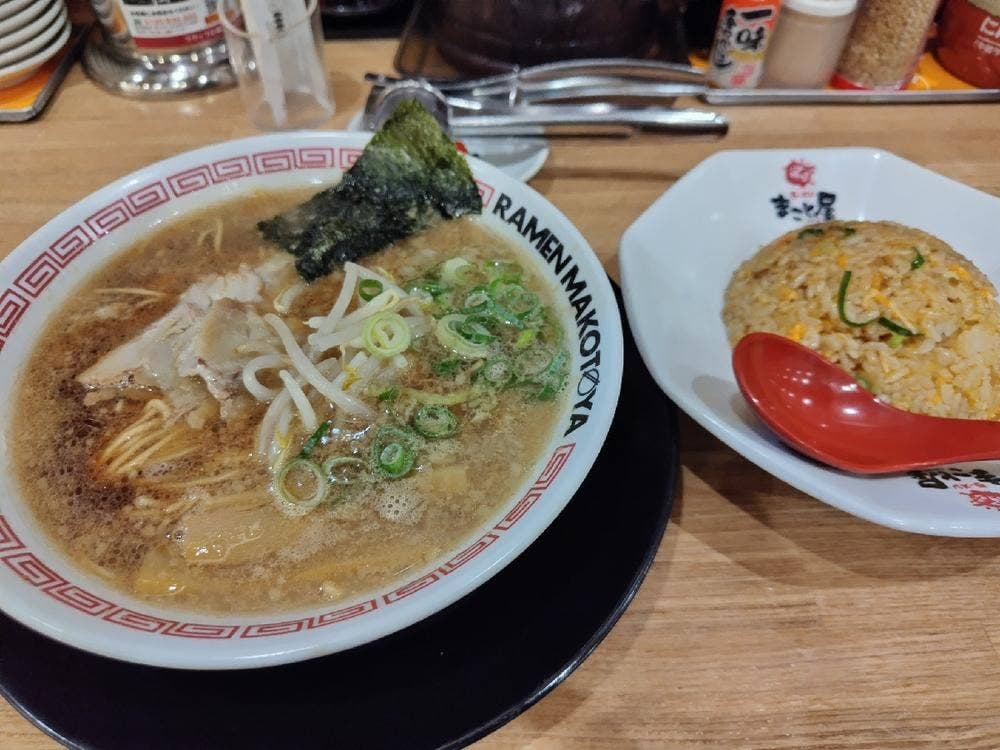ラーメンまこと屋 名古屋東茶屋店