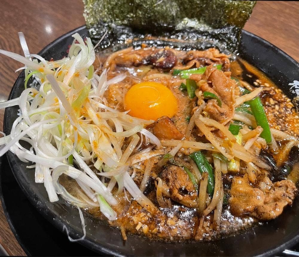 横浜家系ラーメン 有楽家 岐阜県庁前店