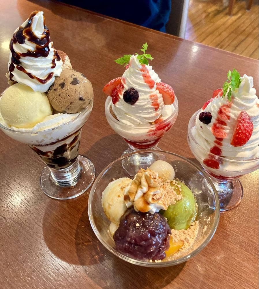 SWEETS CAFE TOSKACHINA
