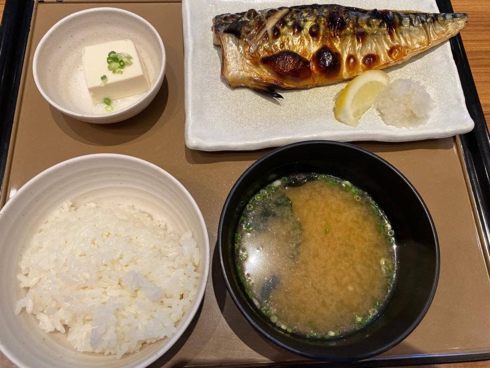 やよい軒 フォレオ大阪ドームシティ店