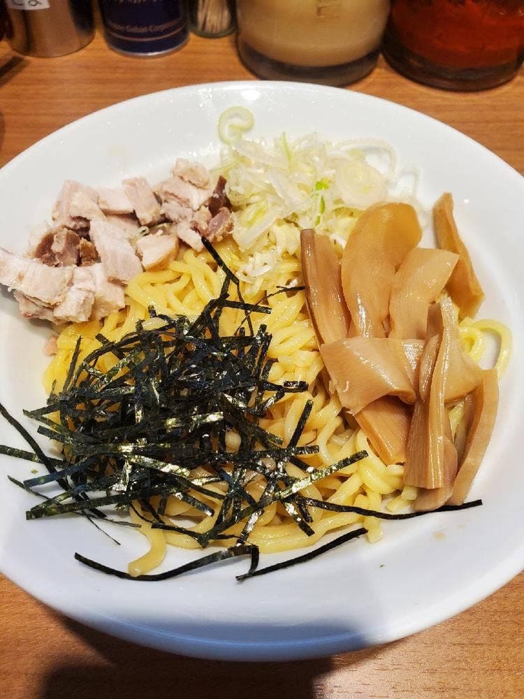 横浜家系ラーメン 晴天家 十日市場店