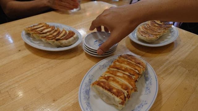 ぎょうざの満洲 武蔵境北口店 - サブ画像1