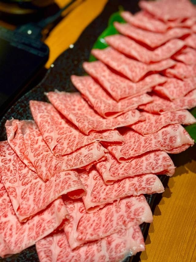 神戸三宮焼肉 KOBE133倶楽部 しゃぶしゃぶ・すき焼き - サブ画像1