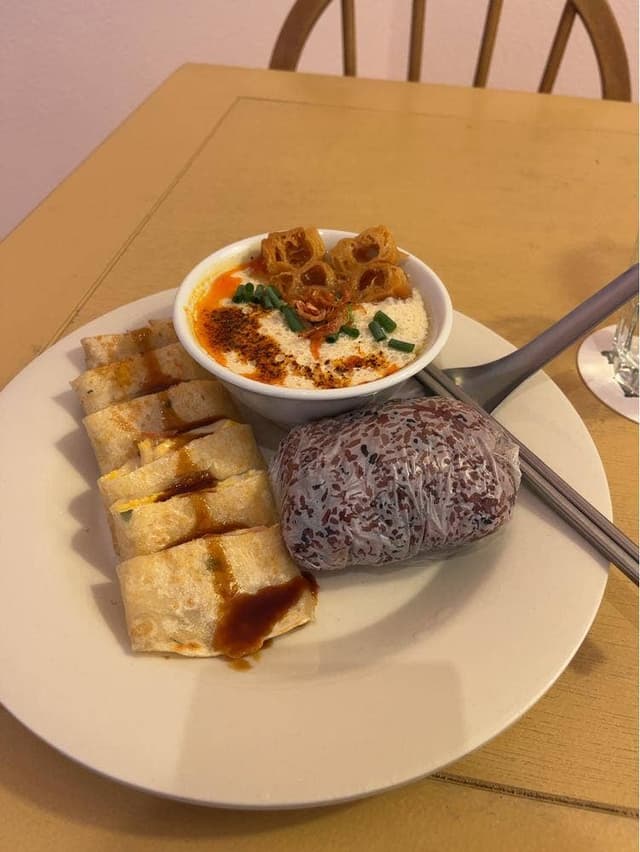 TASTE THE WORLD 新宿店 - サブ画像1