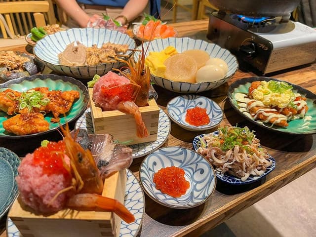 海鮮と豚骨おでん 食べ飲み放題 おすすめ屋PREMIUM 新宿西口店 - サブ画像1