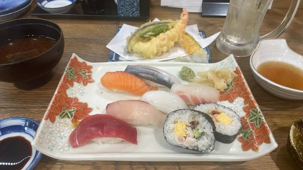 お鮨のかど家 ルシアス店