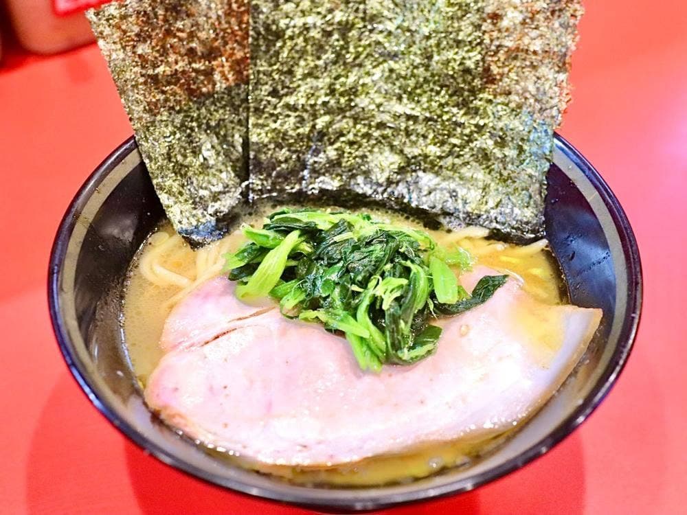 ラーメン内田家 横浜家系総本山吉村家直系店