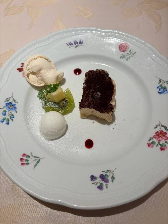 カフェテリア アルポルト名古屋 - サブ画像2