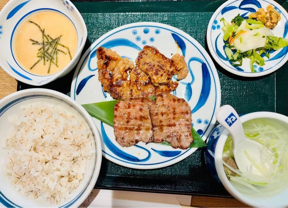 牛タンとろろ麦めし ねぎし 御徒町店