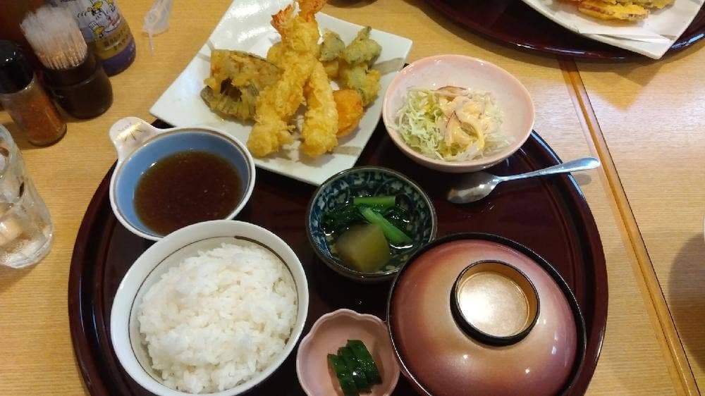 和食処 おぎの家