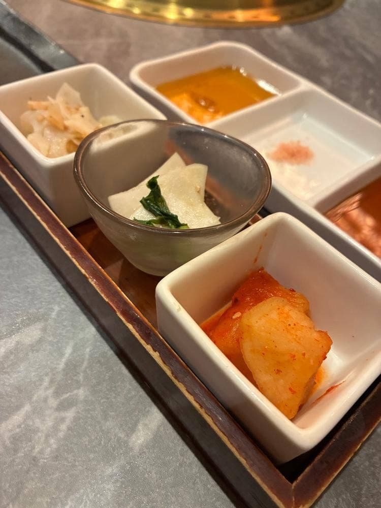 ふらの和牛 よしうし 神楽坂通り