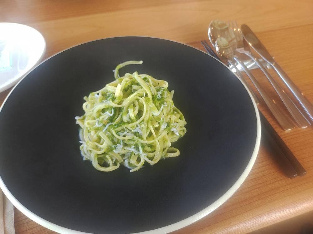 とみおかワイナリー レストランラレス