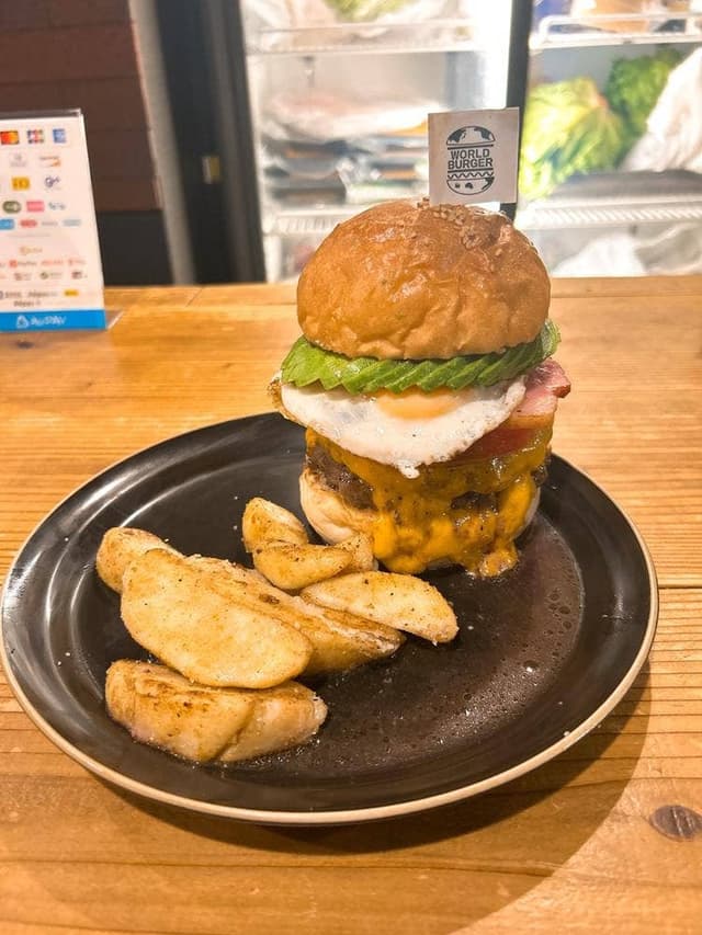 WorldBurger池袋西口本店 - サブ画像1