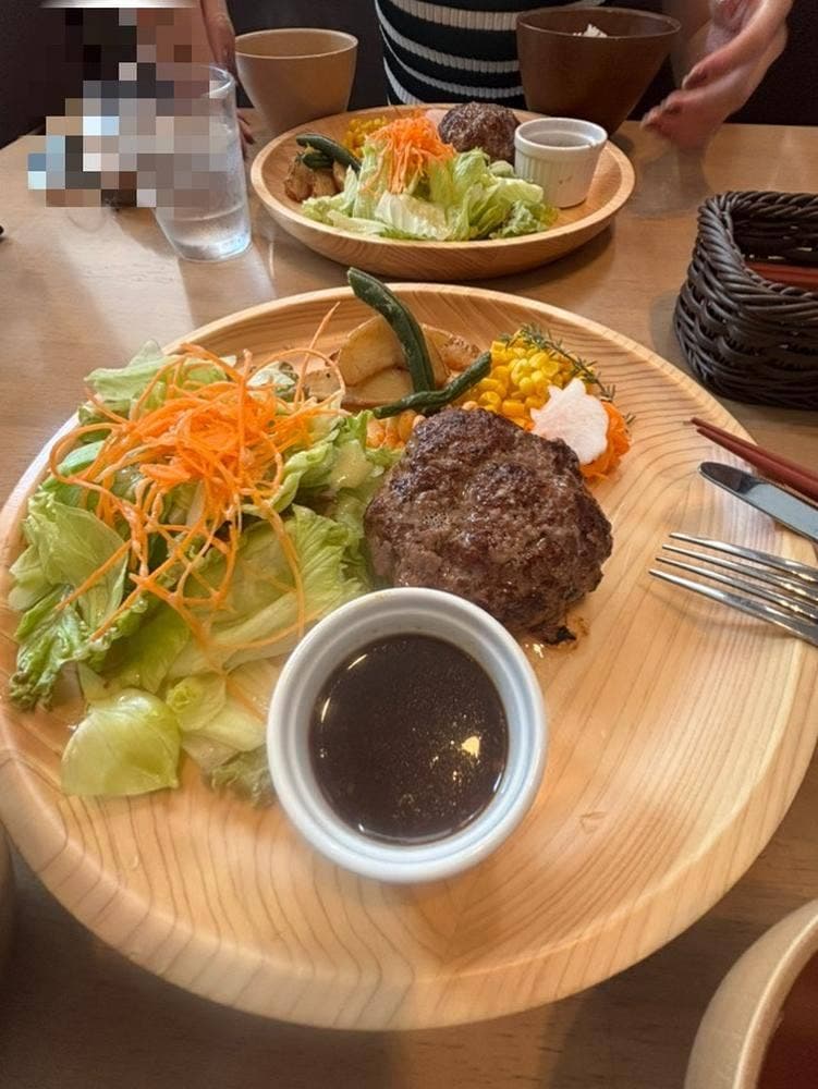 蓼科牛ハンバーグ いっとう 佐久平店
