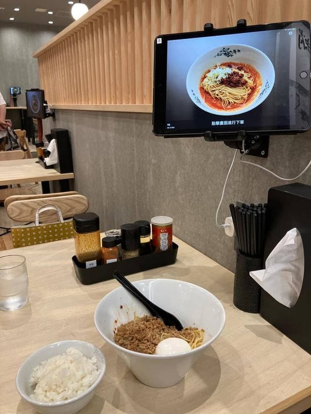つけ麺本舗辛部 ekie広島店 - サブ画像2