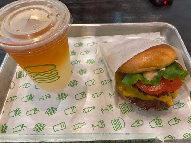 Shake Shack ミナモア広島店 - サブ画像2