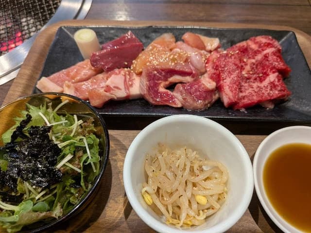 炭火焼肉 久 - サブ画像1