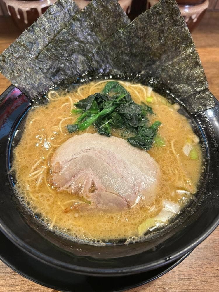 横浜家系ラーメン 稲和家