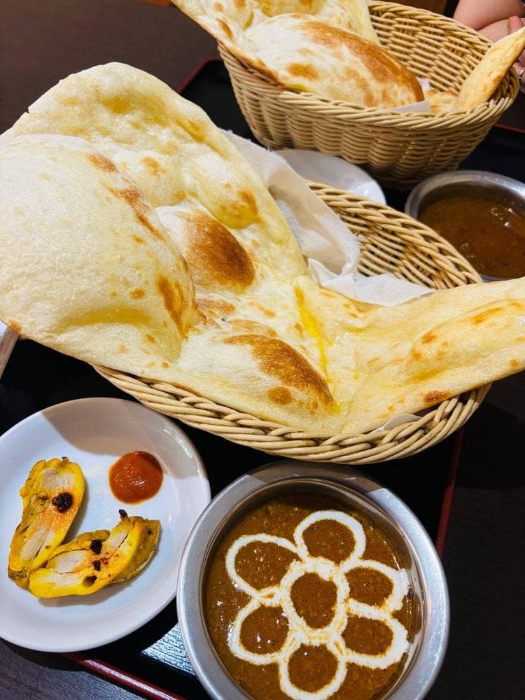New Himalayan Dining & Bar